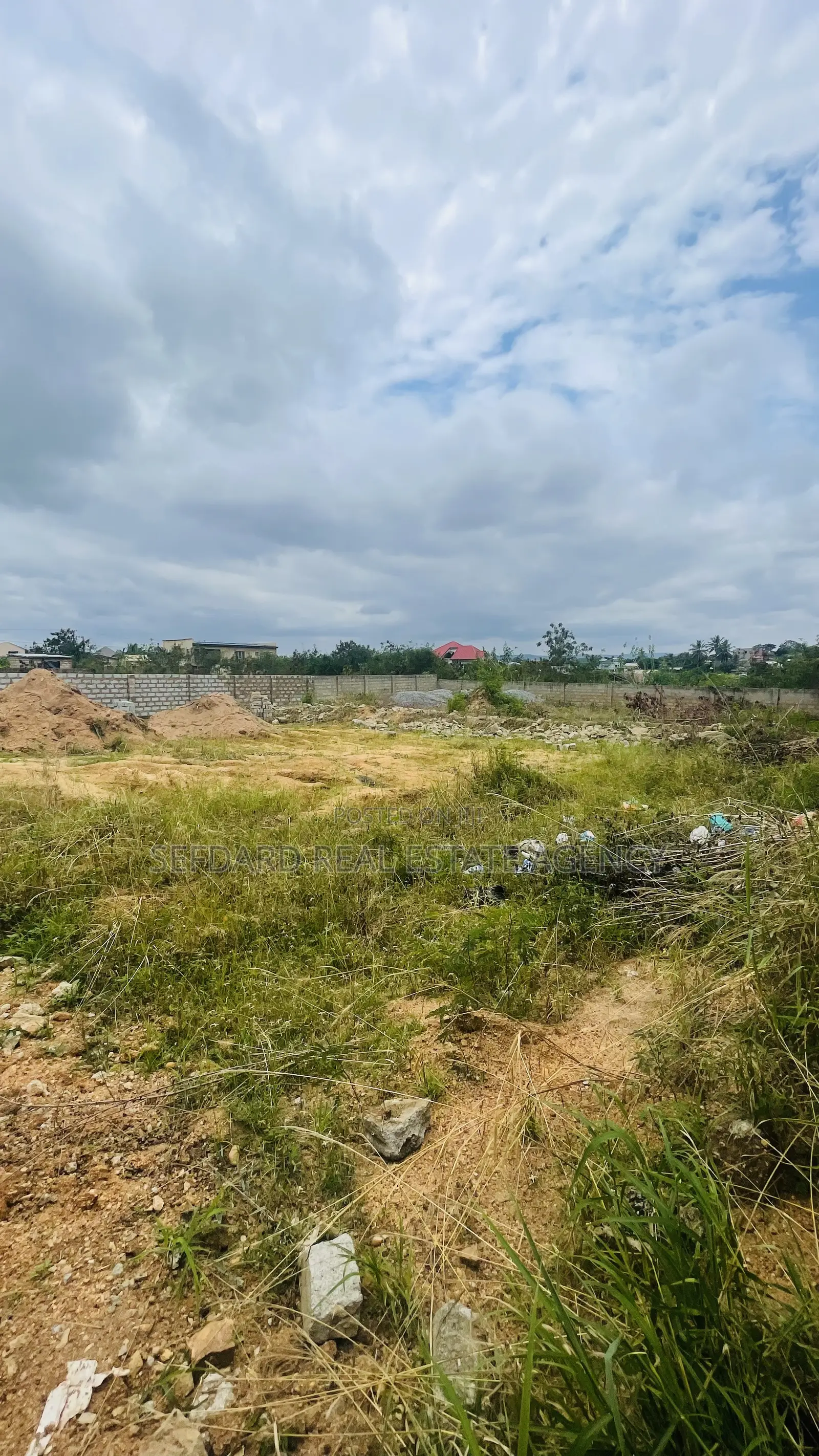 2 Plots of Titled Land for Sale – Amasaman Onyansana