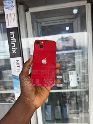 Apple iPhone 13 128 GB Red