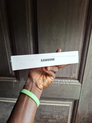 New Samsung Galaxy S21 FE 5G 128 GB Black
