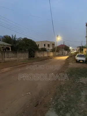 95 by 40 Ft Walled and Gated Land