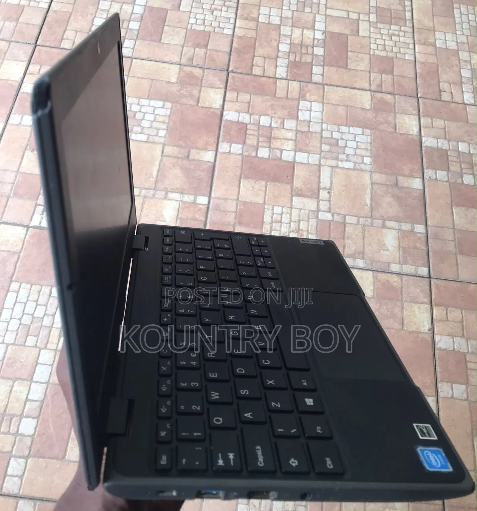 Laptop Lenovo 100e 4GB Intel SSD 60GB