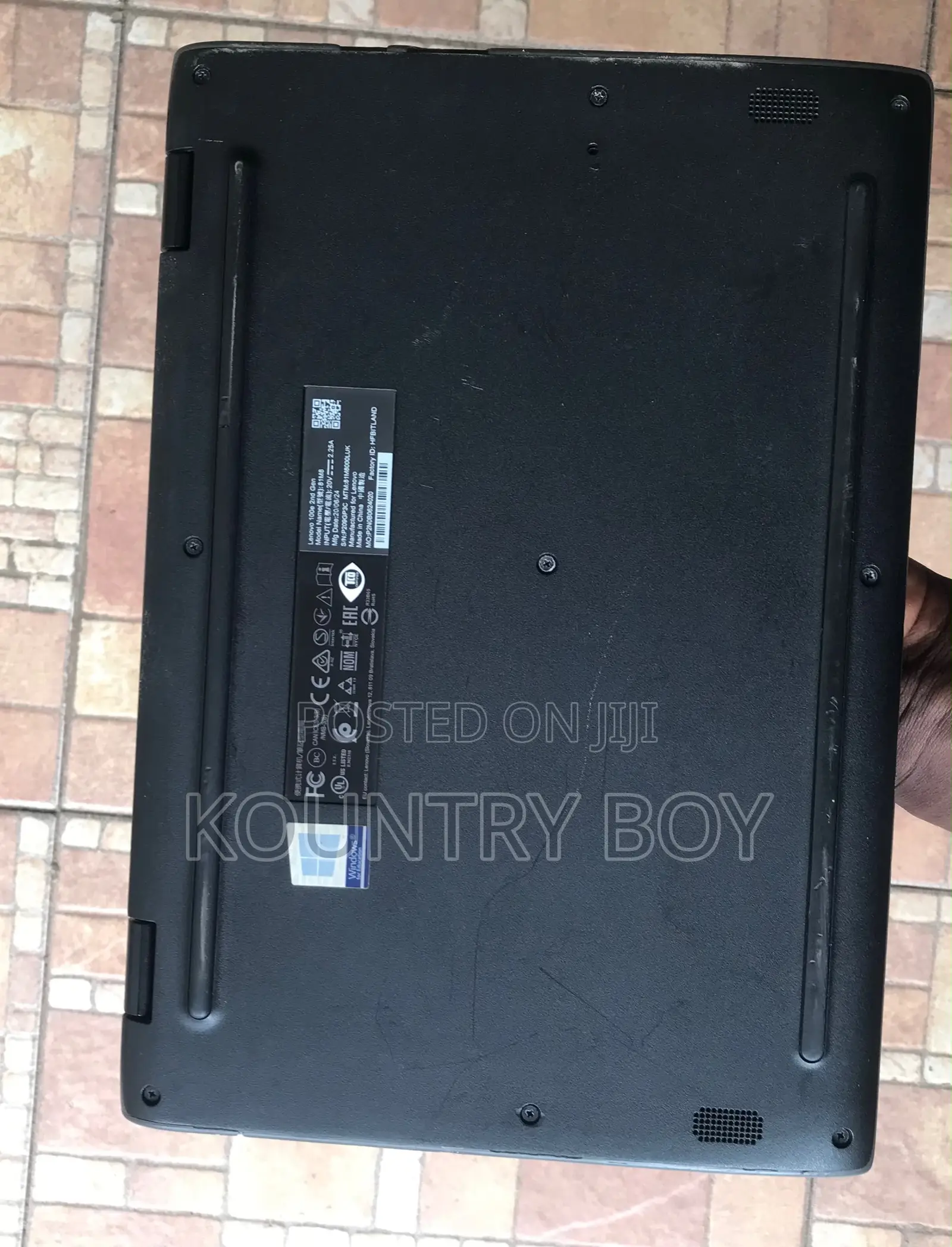 Laptop Lenovo 100e 4GB Intel SSD 60GB