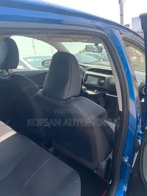 Toyota Vitz 2014 Blue