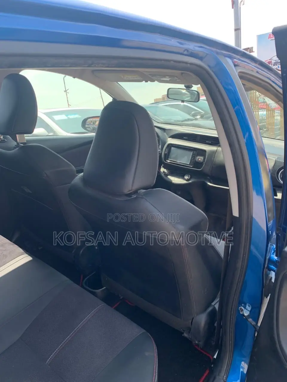 Toyota Vitz 2014 Blue