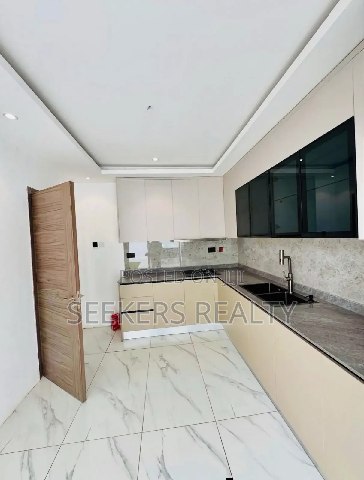 3bdrm House in Seekers Realty, Nmai-Dzorn for sale
