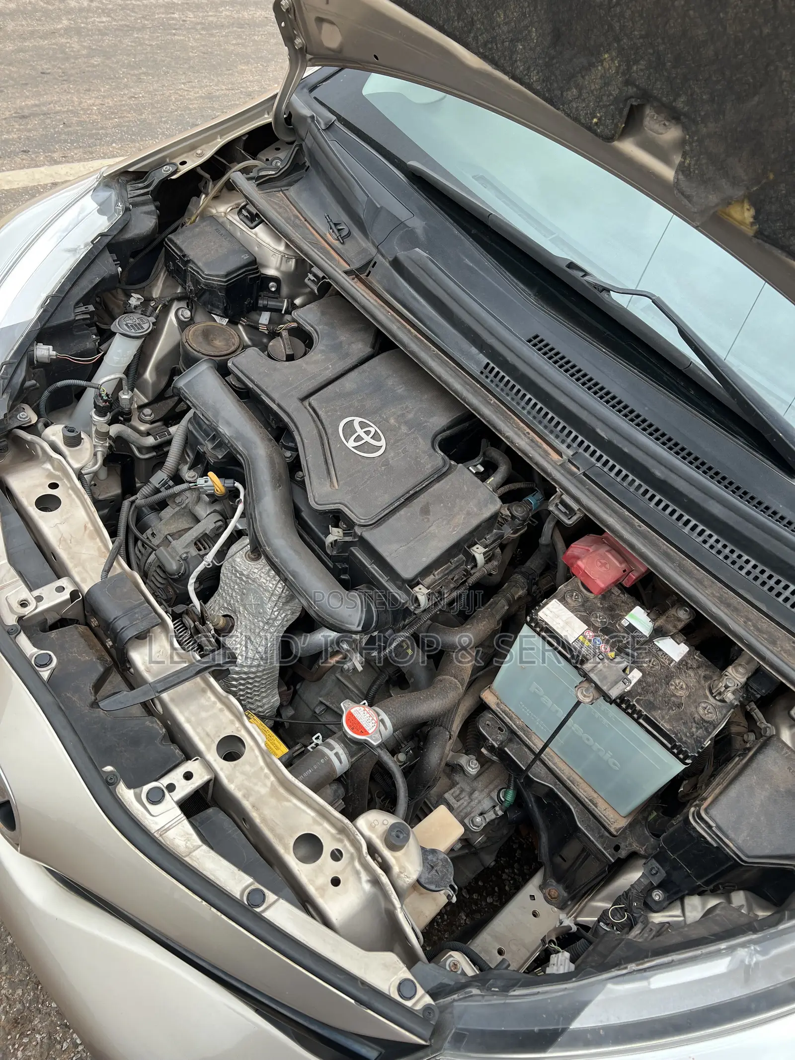 Toyota Vitz 1.3 AWD 3dr 2016 Brown