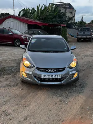 Hyundai Elantra Limited 2012 Gold