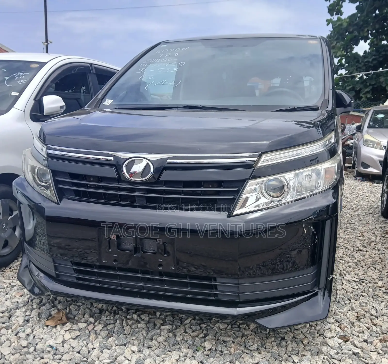 Toyota Voxy 2015 Black