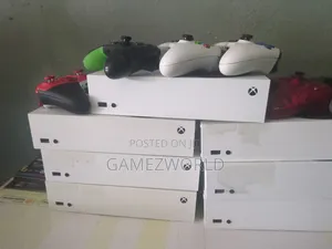 Xbox Series S With 2 Controllers