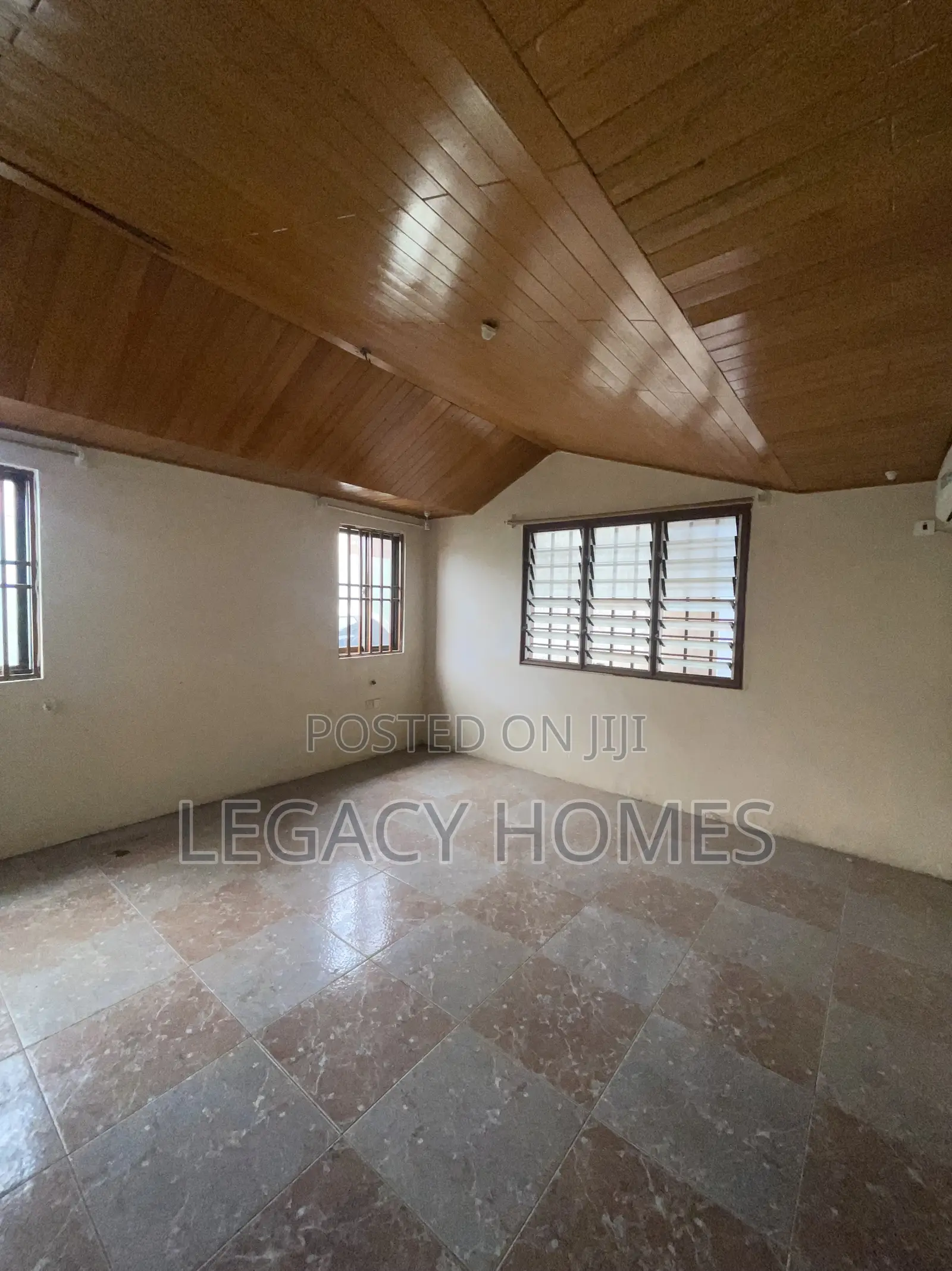 4bdrm House in Taifa, Station Area for rent