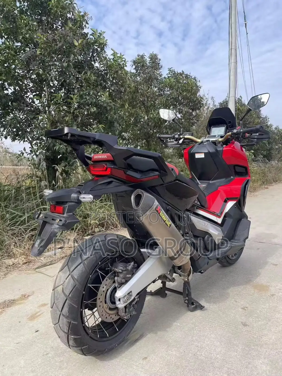 Honda 2024 Red