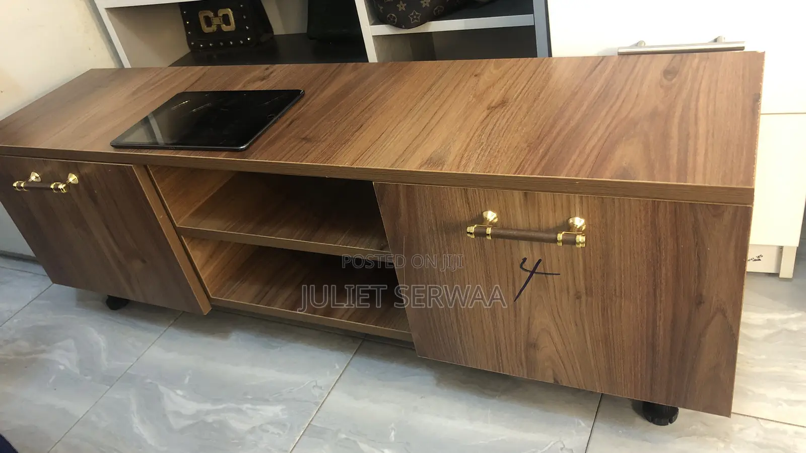 Quality TV Stand
