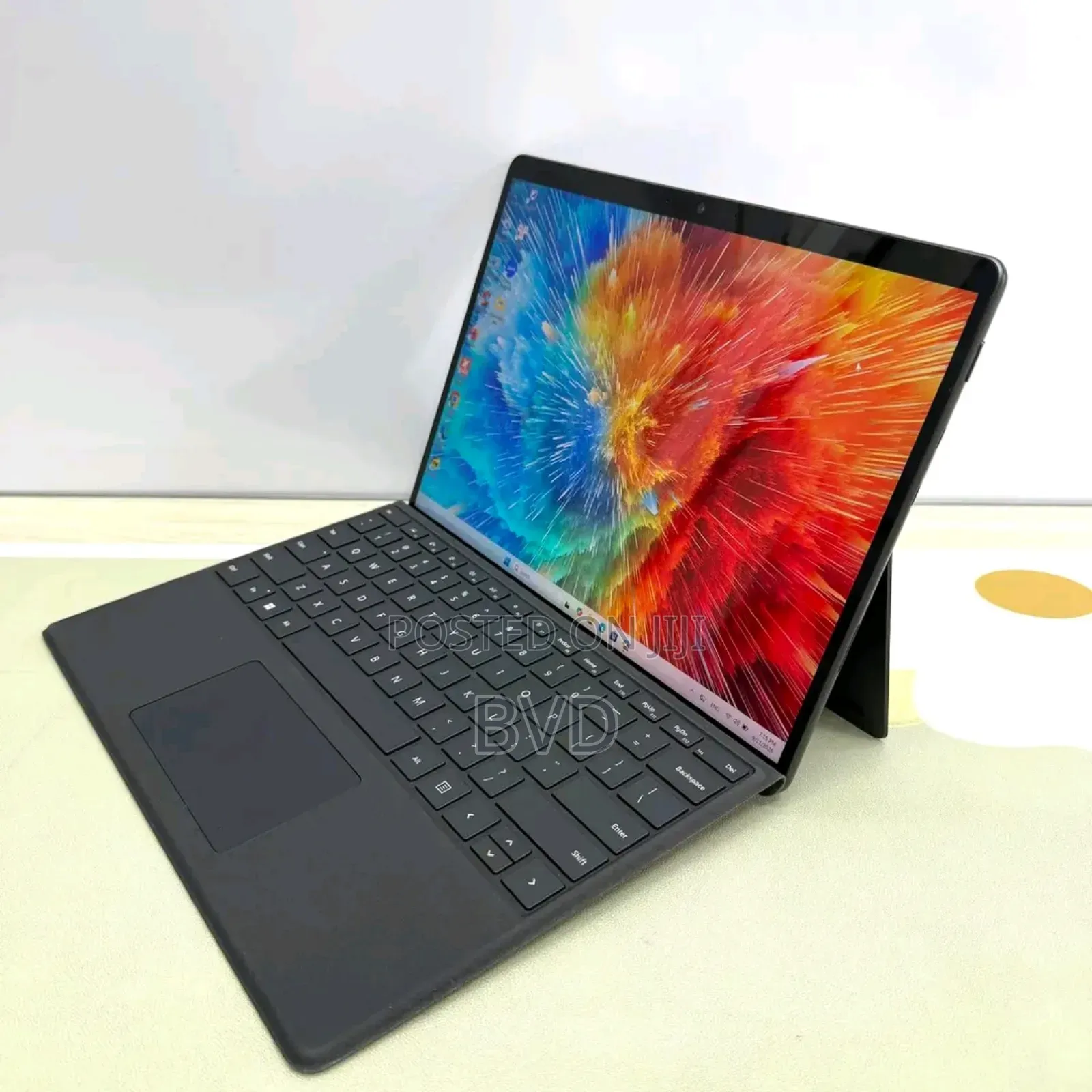 New Laptop Microsoft Surface Pro 9 16GB Intel Core i7 SSD 512GB