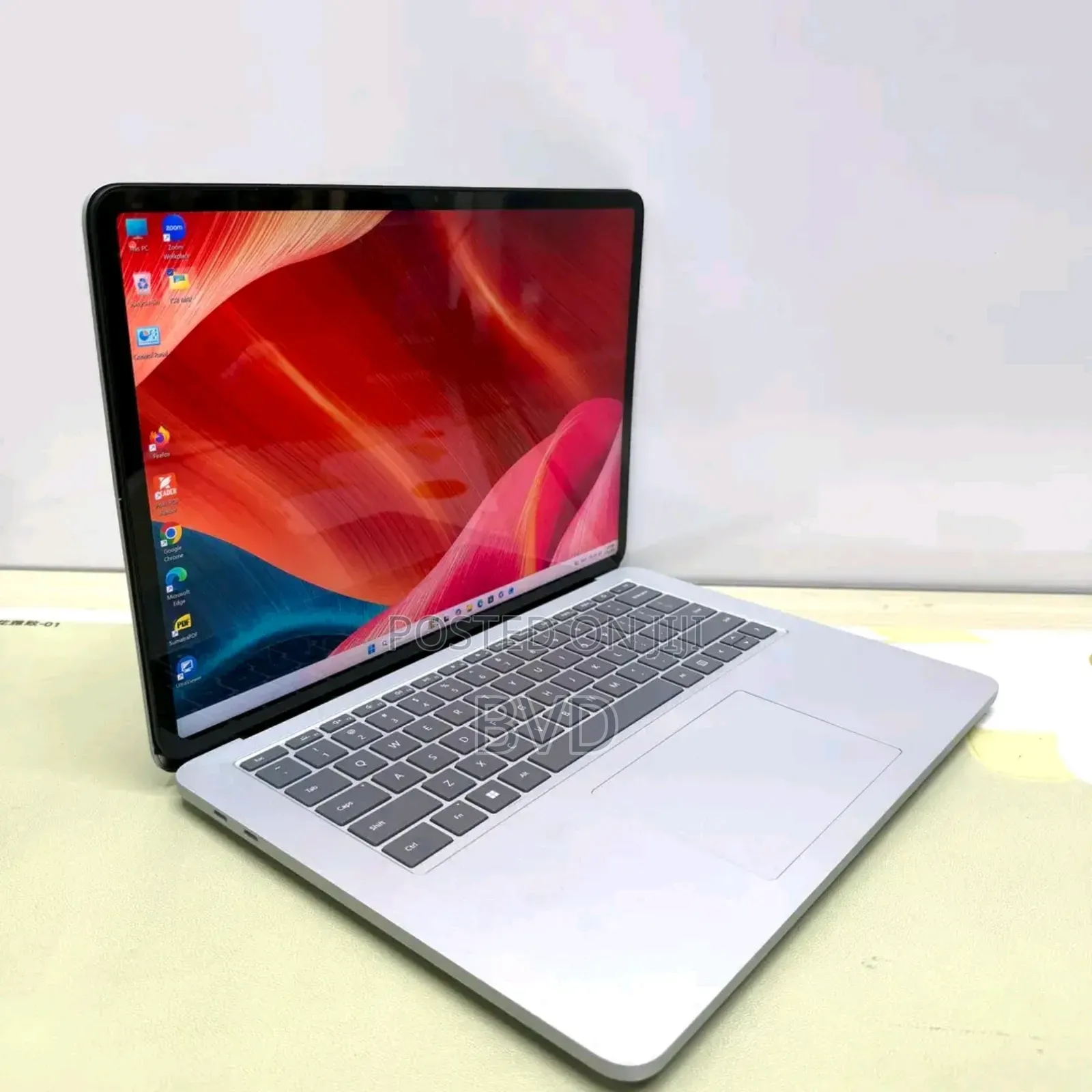 New Laptop Microsoft Surface Laptop Studio 2 32GB Intel Core i7 SSD 1T