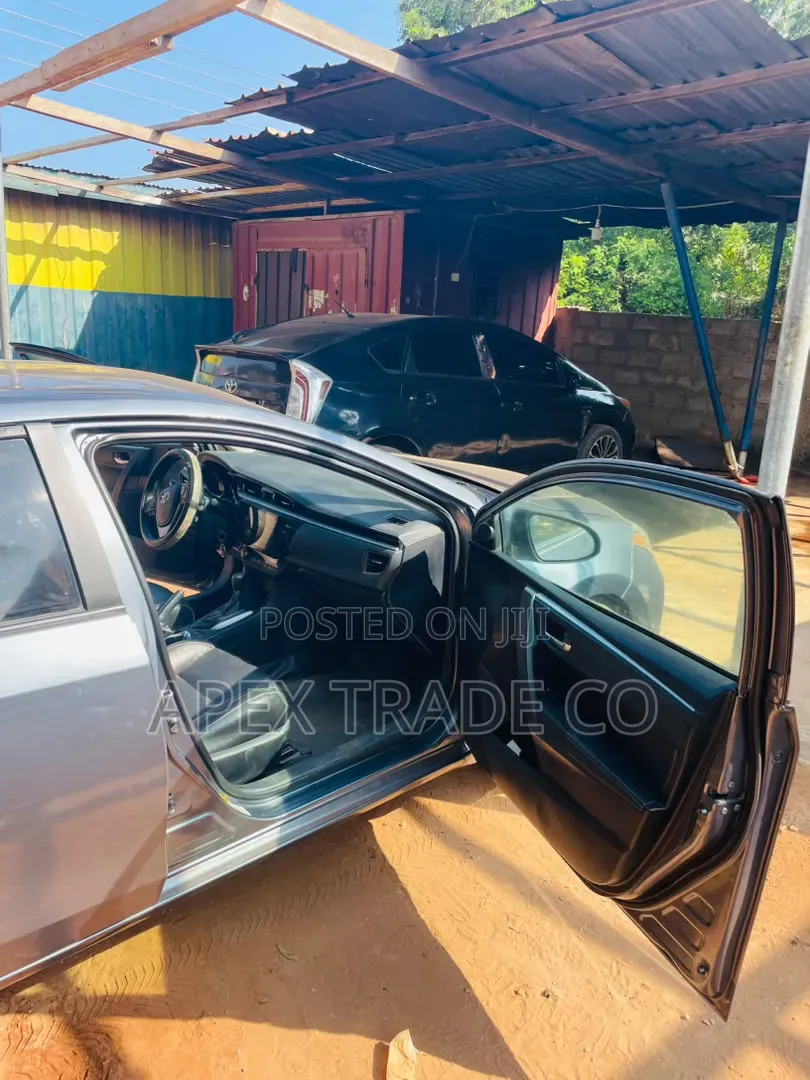 Toyota Corolla 2014 Gray