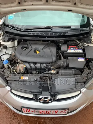 Hyundai Elantra 2013 Silver