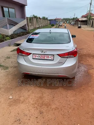 Hyundai Elantra 2013 Silver