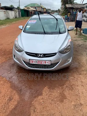 Hyundai Elantra 2013 Silver