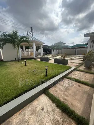 5bdrm House in Realtor Store, Accra Metropolitan for rent