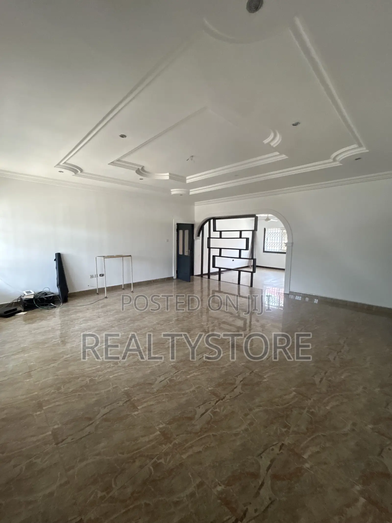 5bdrm House in Realtor Store, Accra Metropolitan for rent