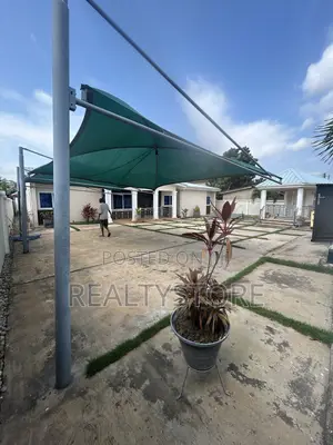 5bdrm House in Realtor Store, Accra Metropolitan for rent