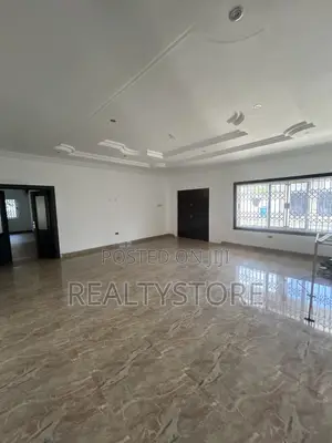 5bdrm House in Realtor Store, Accra Metropolitan for rent
