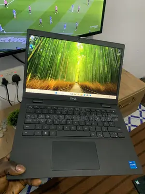New Laptop Dell Latitude 3420 8GB Intel Core i5 SSD 256GB