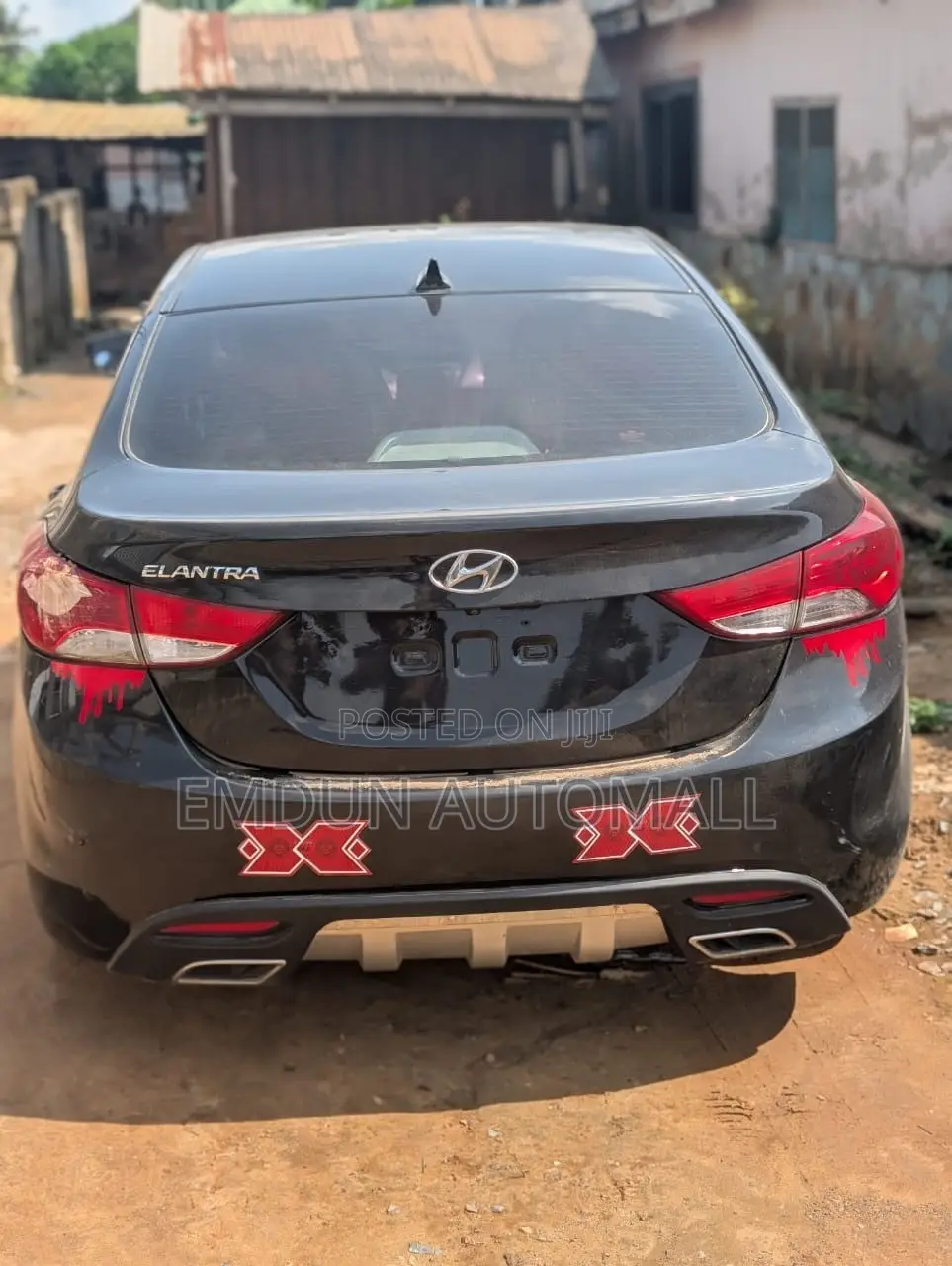 Hyundai Elantra Limited Sedan FWD (1.8L 4cyl 6A) 2013 Black