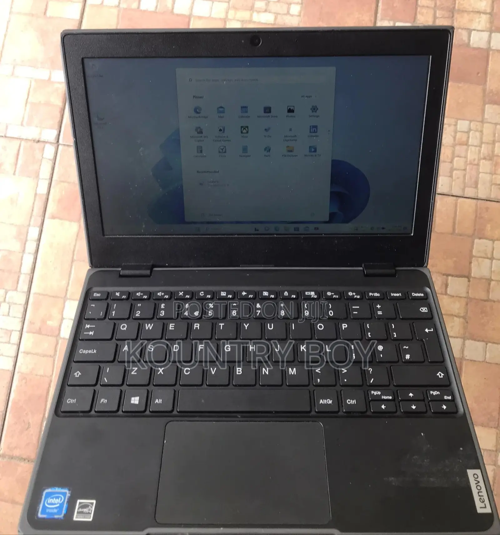 Laptop Lenovo 100e 4GB Intel SSD 60GB