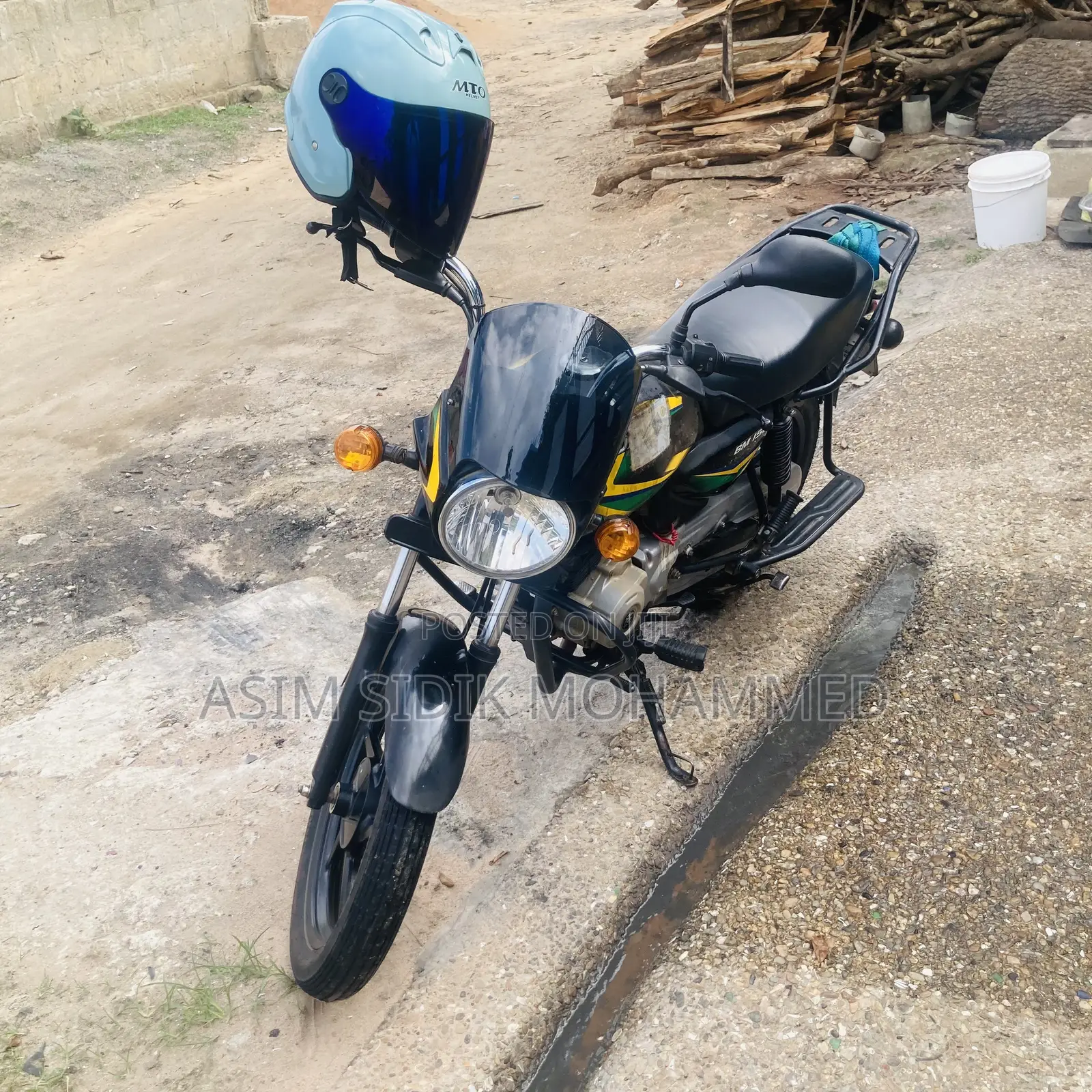 Bajaj Boxer 150 UG 2021 Black