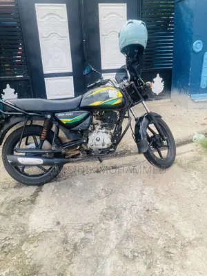 Bajaj Boxer 150 UG 2021 Black