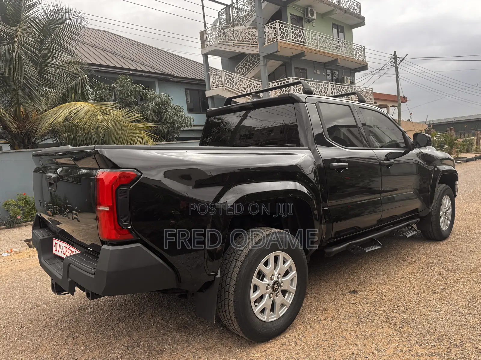 Toyota Tacoma 2024 Black
