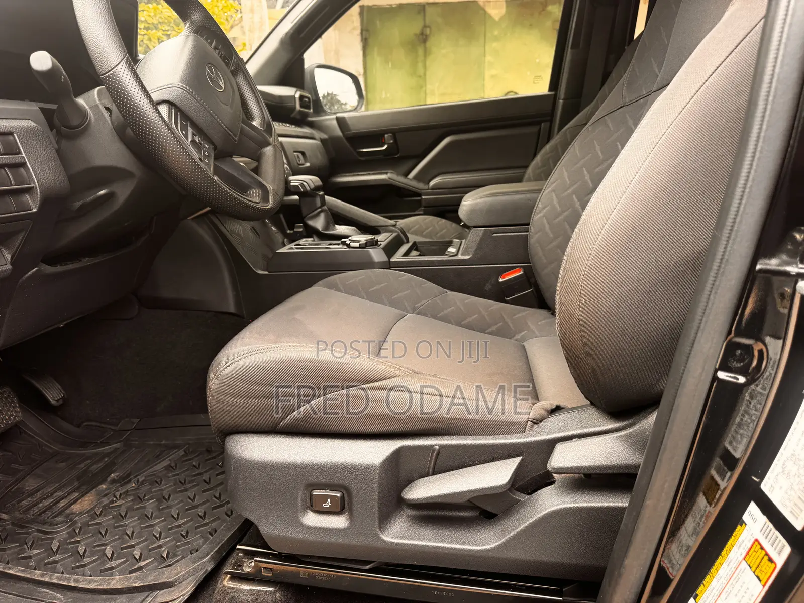 Toyota Tacoma 2024 Black