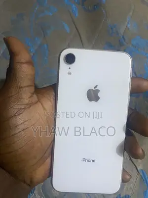 Apple iPhone XR 128 GB White