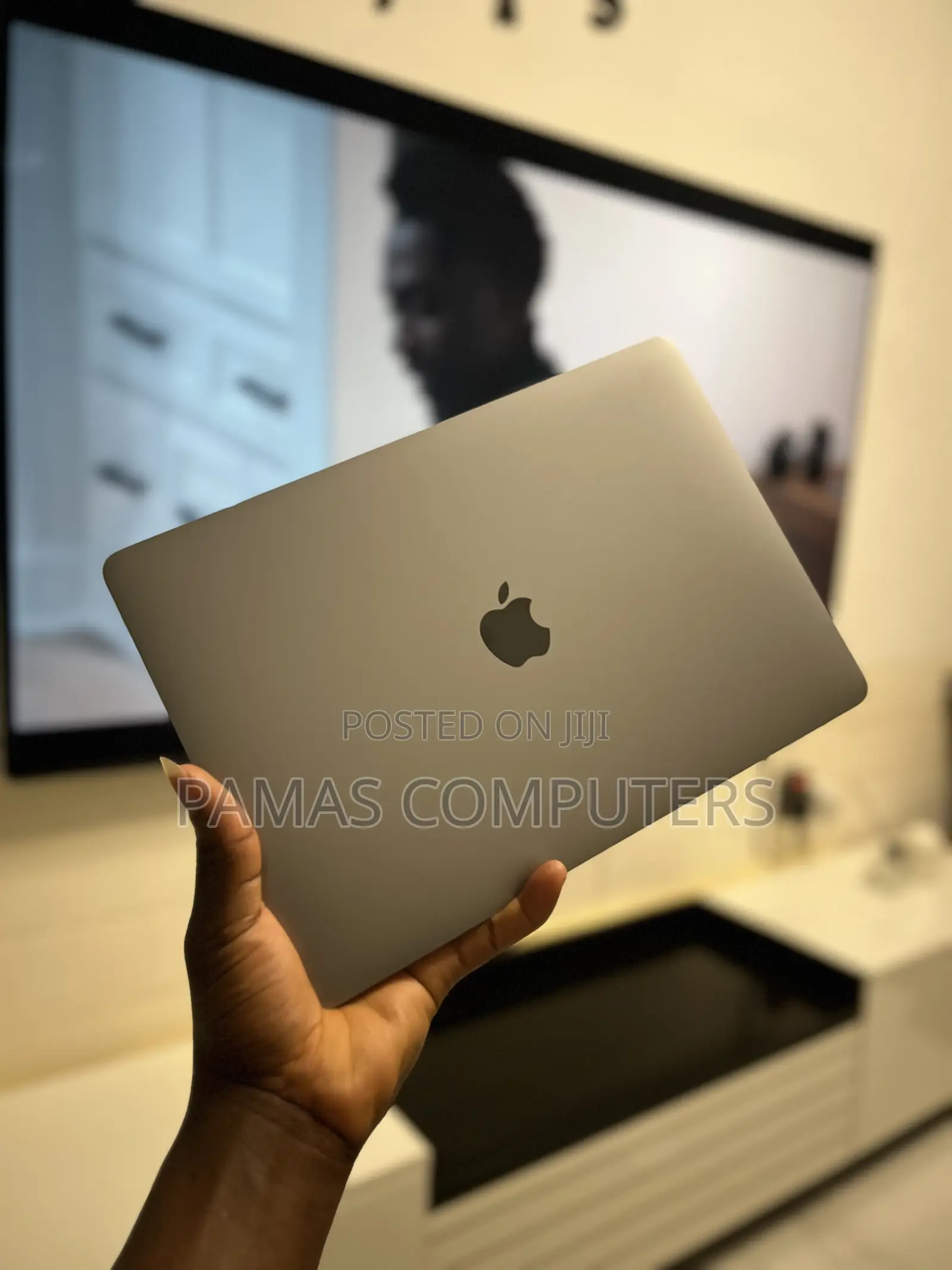 Laptop Apple MacBook Air 2020 16GB Intel Core i7 SSD 512GB