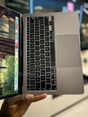 Laptop Apple MacBook Air 2020 16GB Intel Core i7 SSD 512GB