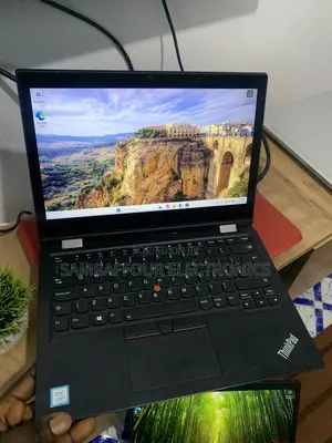 Laptop Lenovo ThinkPad L13 Yoga 8GB Intel Core i5 SSD 256GB