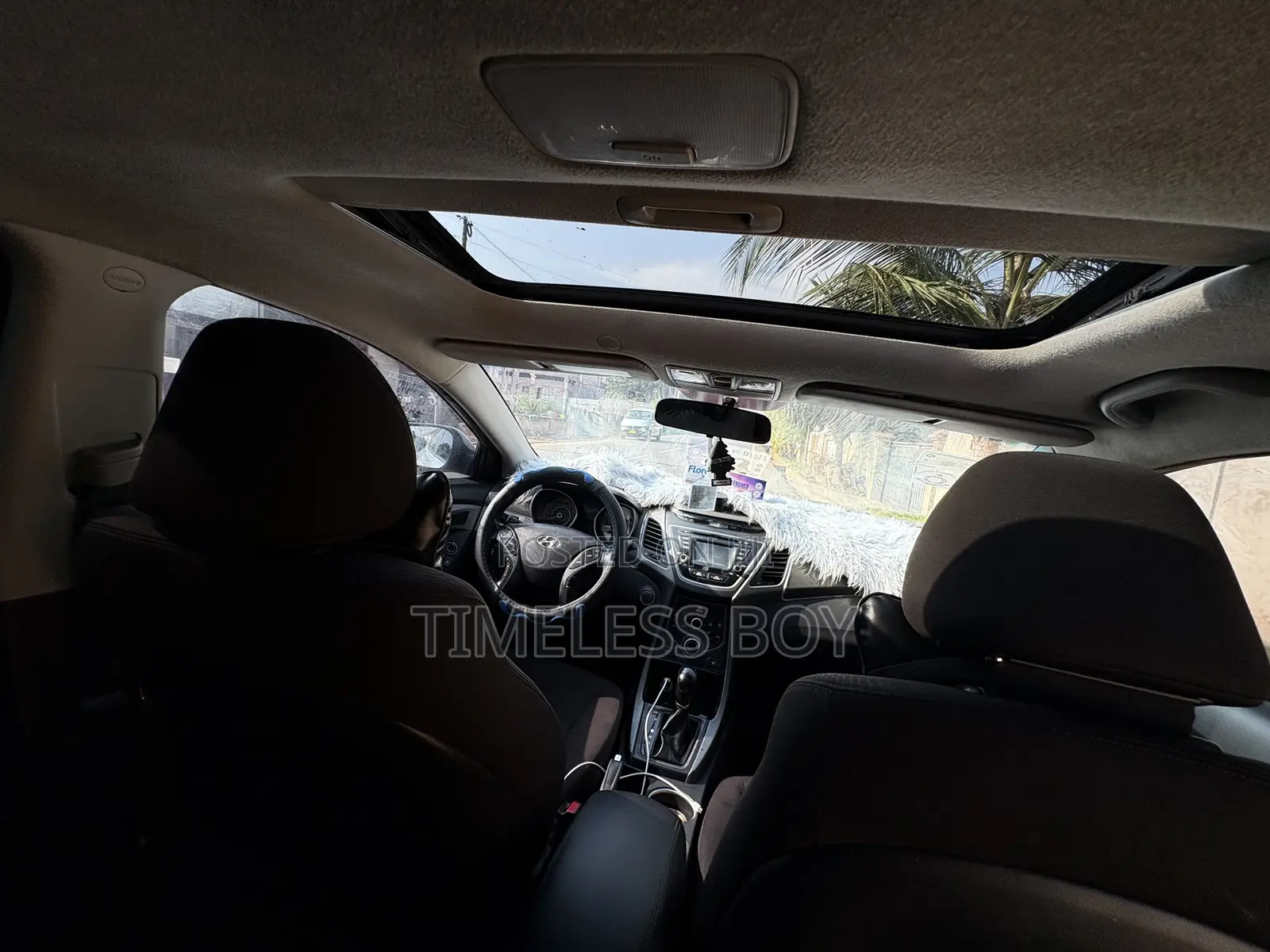 Hyundai Elantra SE Sedan FWD (1.8L 4cyl 6A) 2016 White