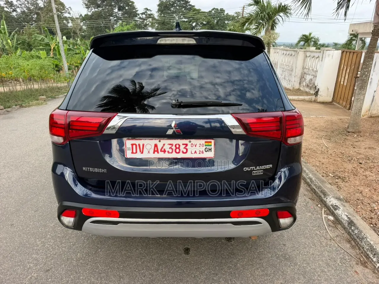 Mitsubishi Outlander 2019 Blue
