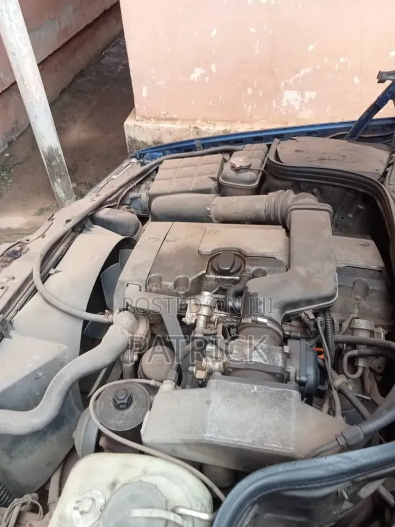 Mercedes-Benz C180 1998 Blue
