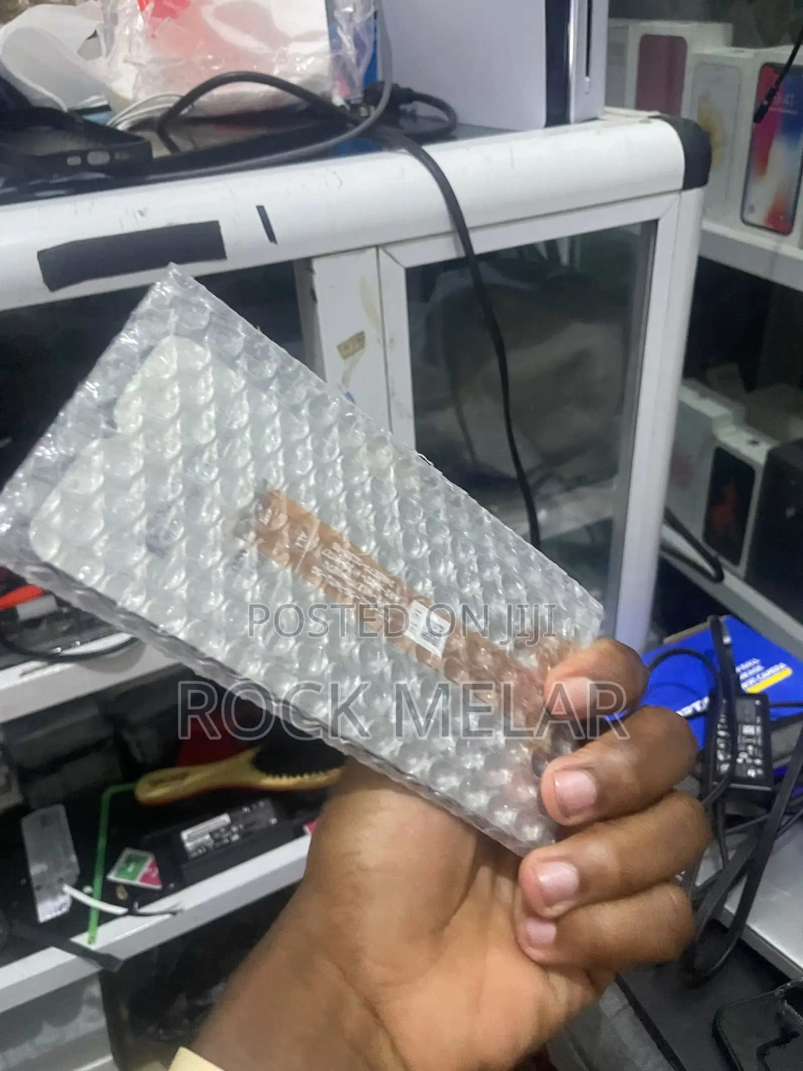 Samsung Screens Available