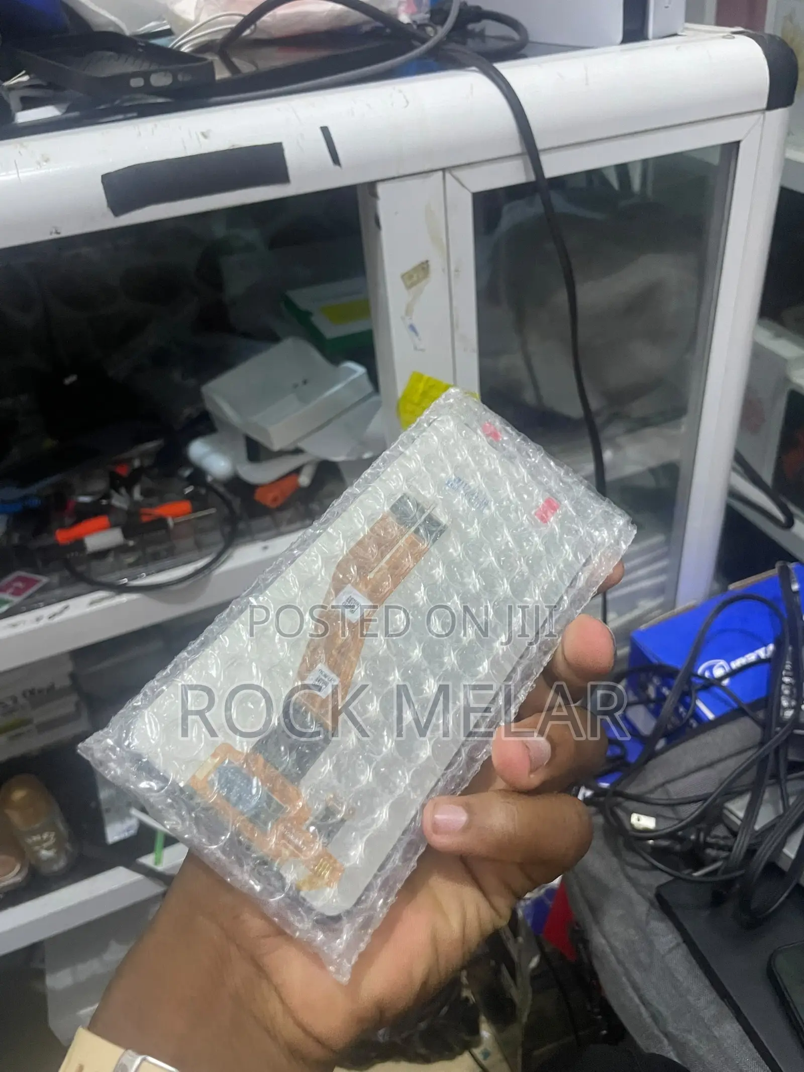 Samsung Screens Available