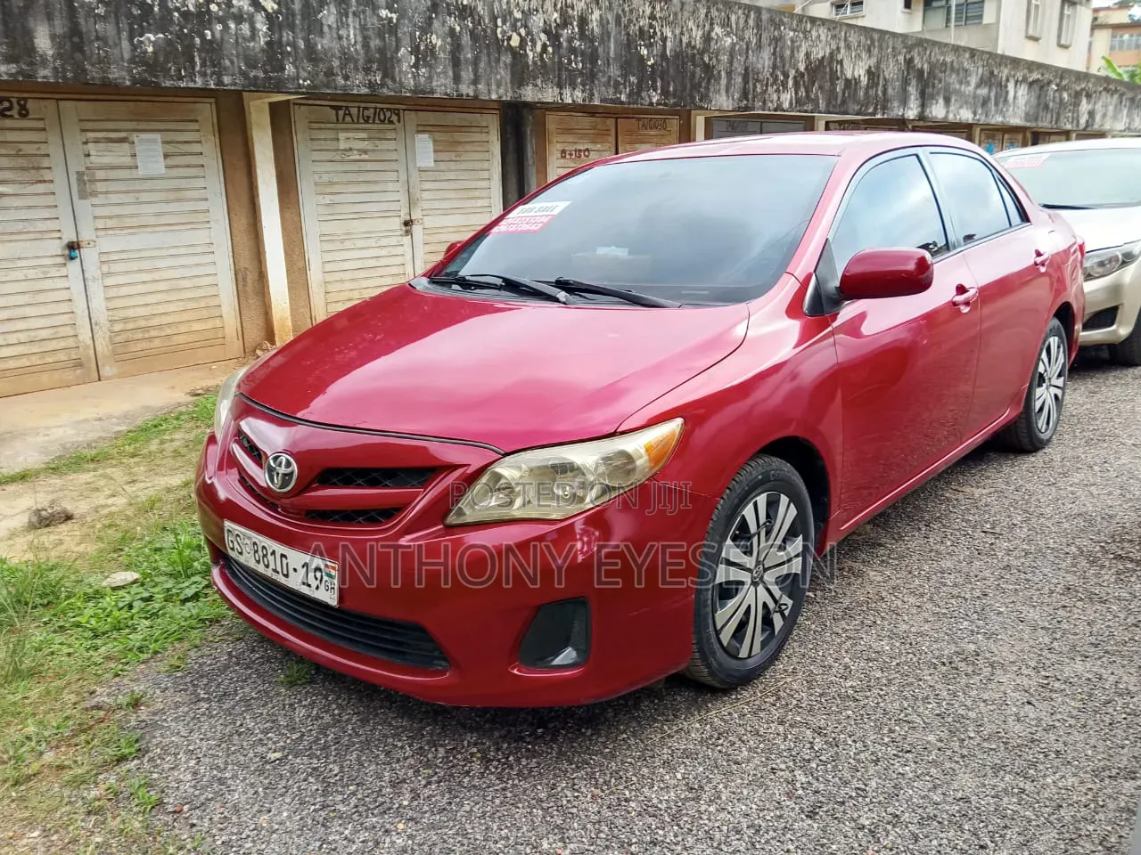 Toyota Corolla 2013 Red