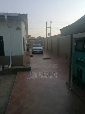 2bdrm Bungalow in SSNIT Flats for rent