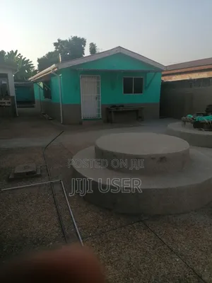 2bdrm Bungalow in SSNIT Flats for rent