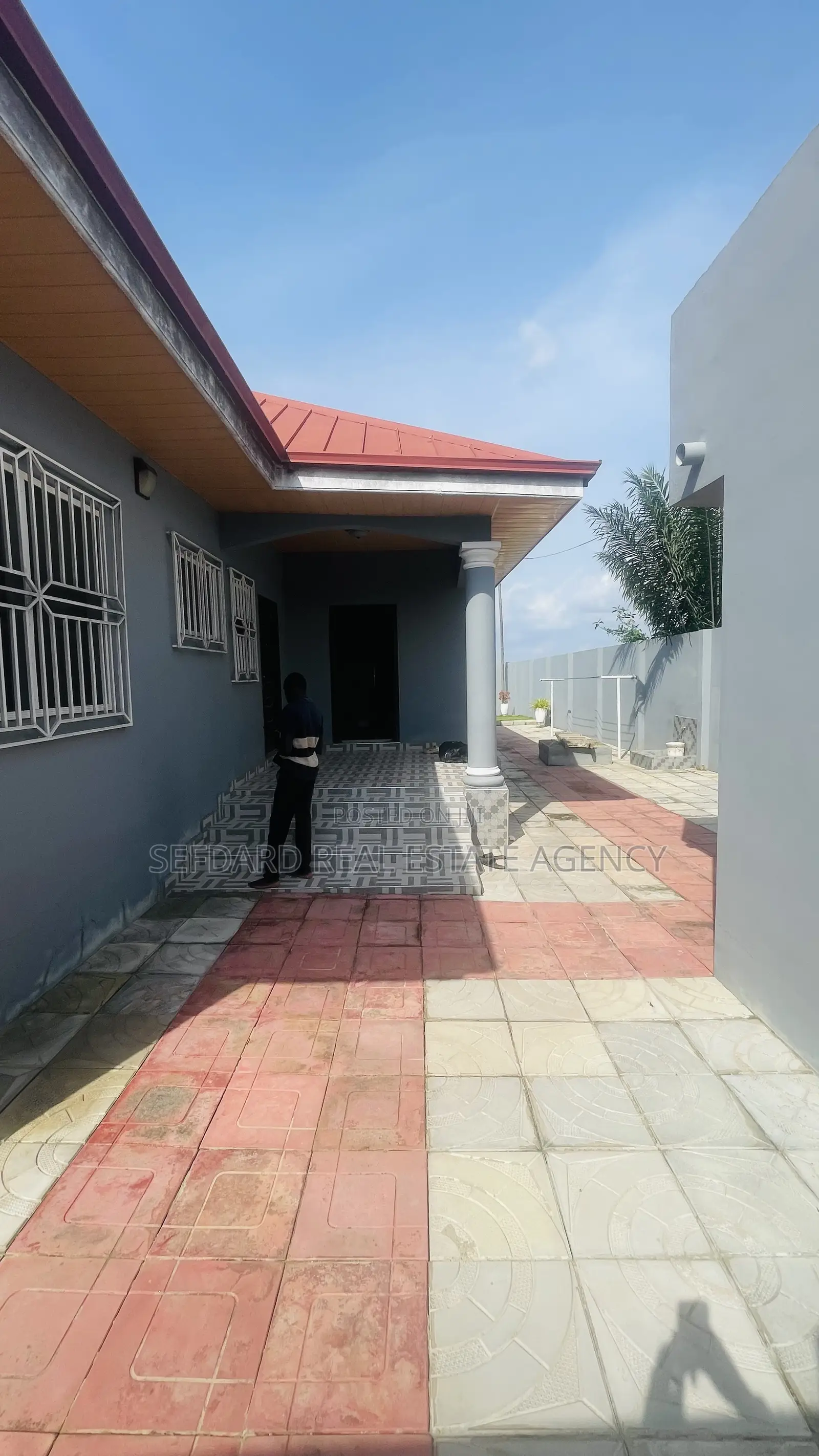 3bdrm House in Sefdard Properties, Amasaman for rent