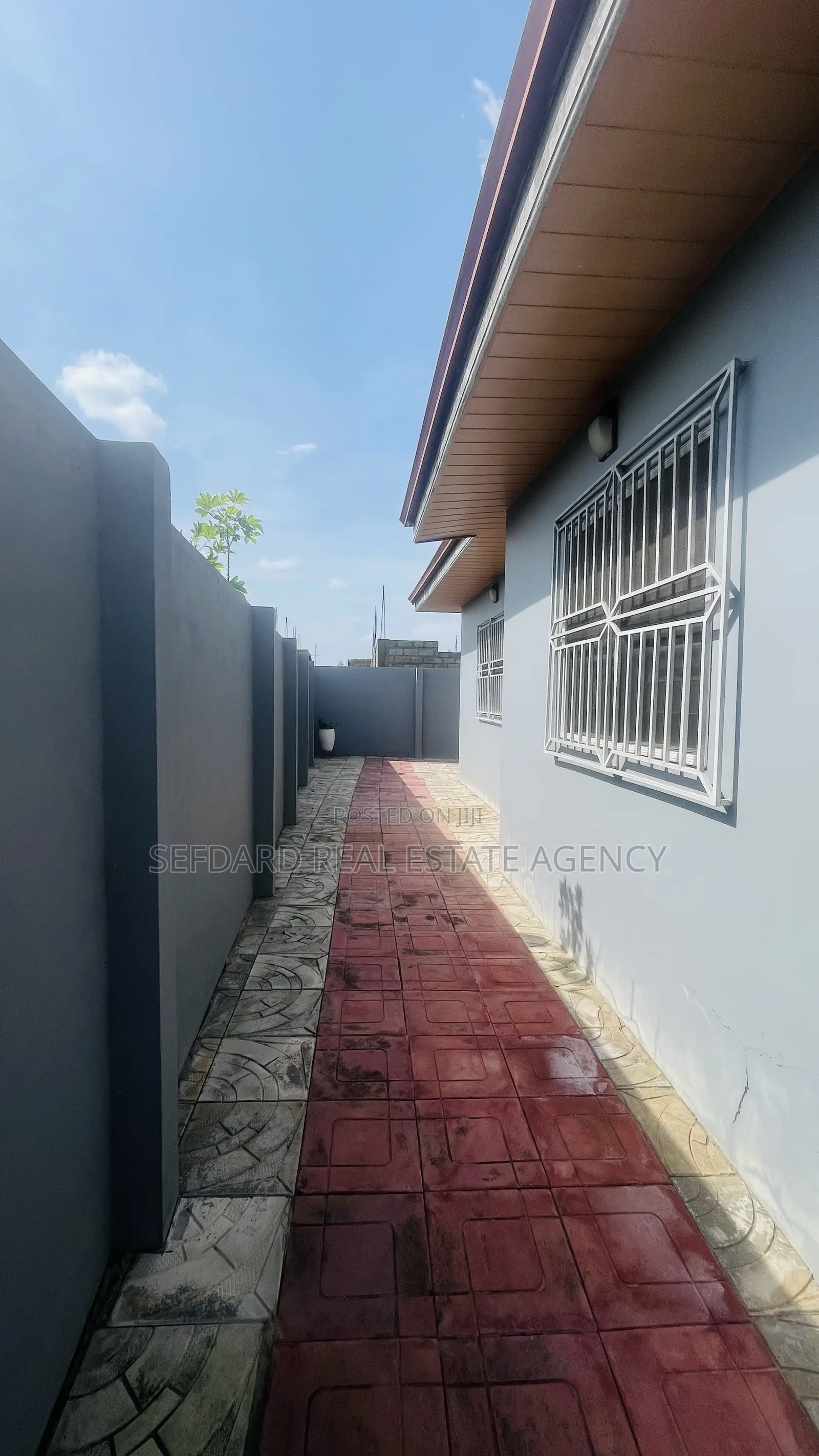 3bdrm House in Sefdard Properties, Amasaman for rent