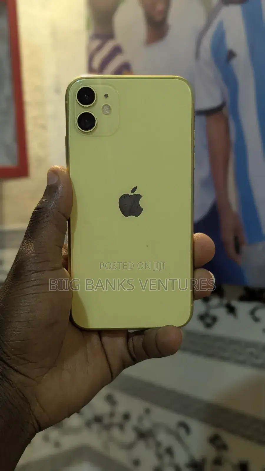 Apple iPhone 11 64 GB Yellow