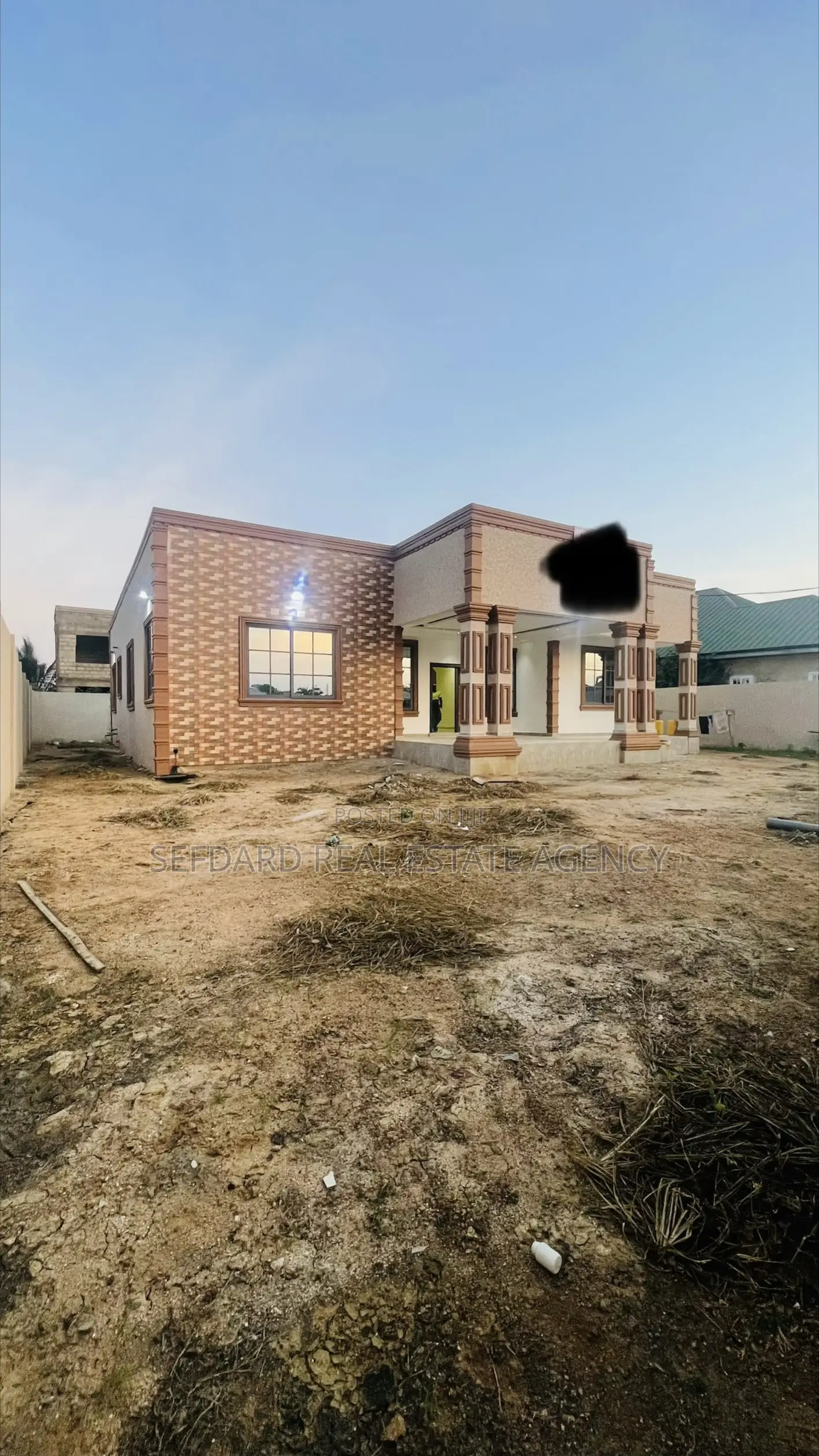 4bdrm House in Sefdard Properties, Amasaman for sale