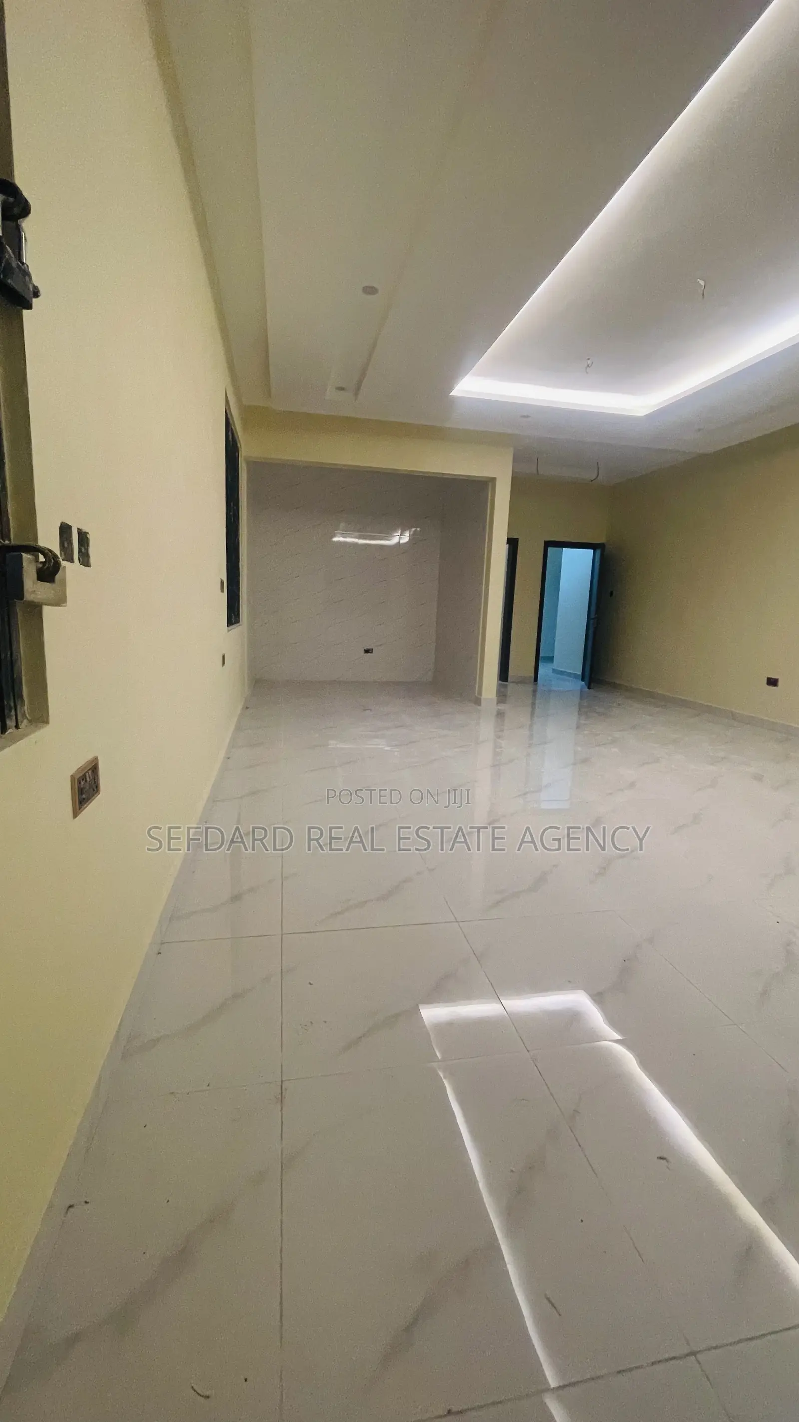 4bdrm House in Sefdard Properties, Amasaman for sale